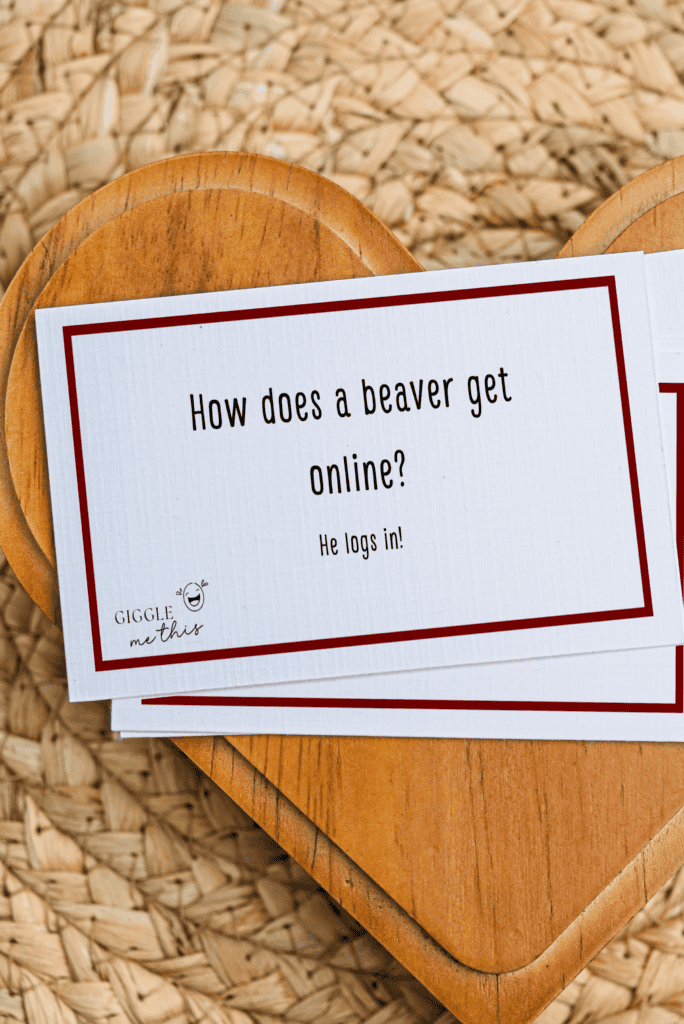 Funny Beaver Jokes – One Liners, Puns + Free Printable