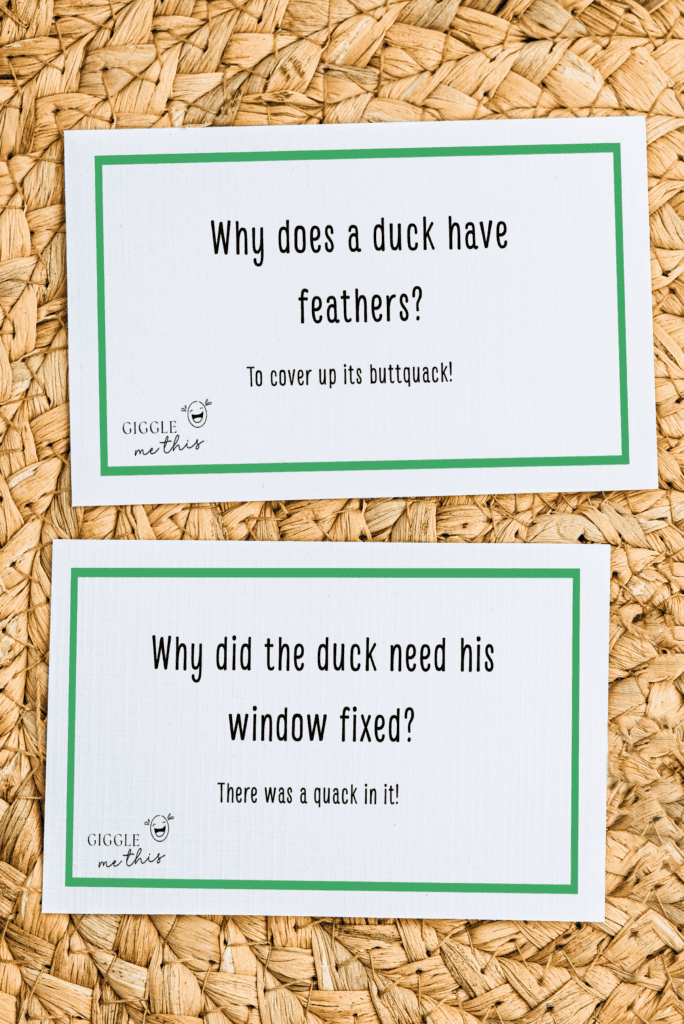 Hilarious Duck Jokes – One Liners, Puns + Free Printable!